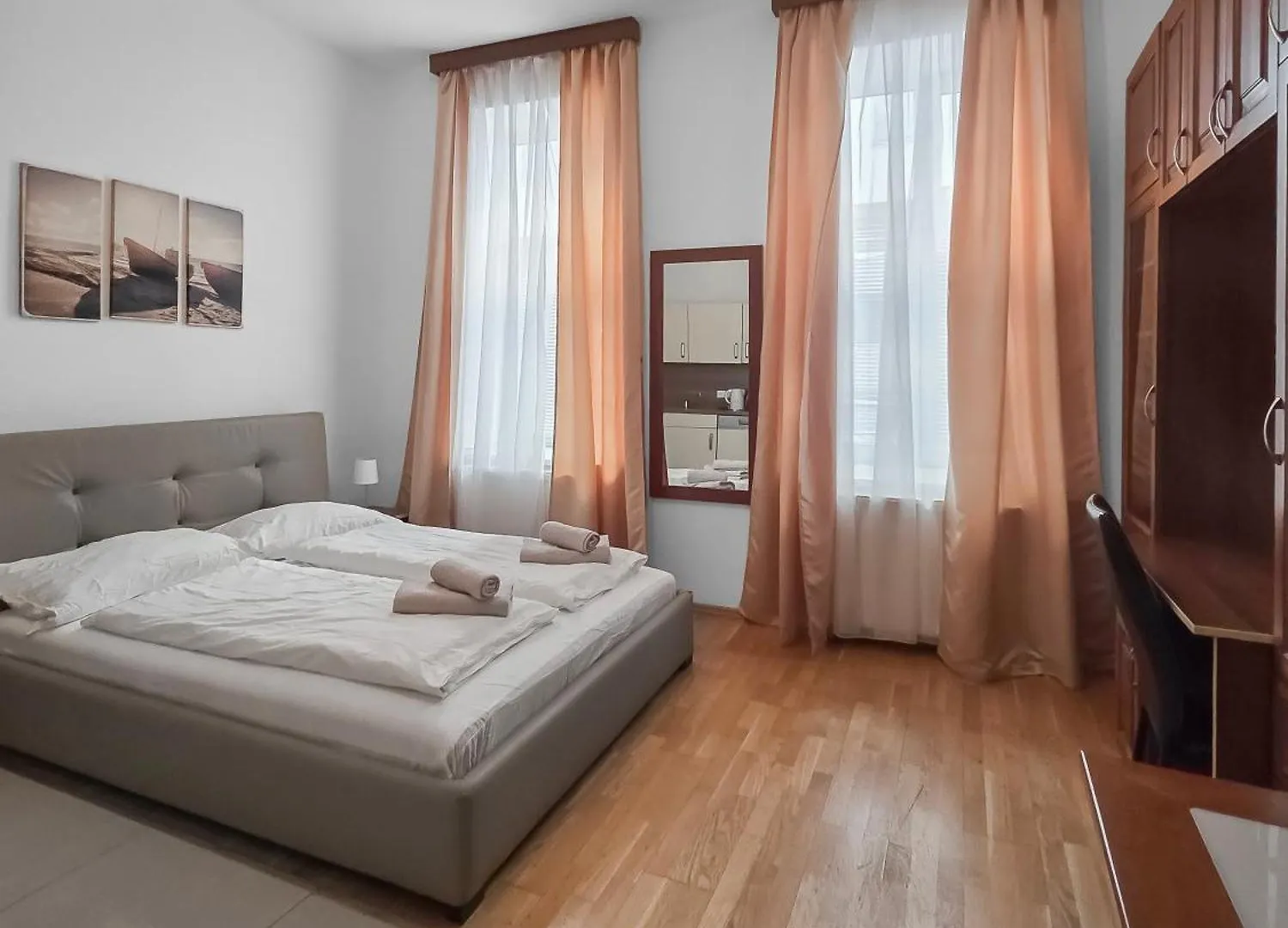 Charming One-Bedroom Apartment Near Millennium 维也纳